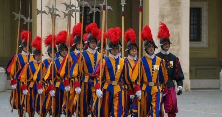 Guarda Pontifical.